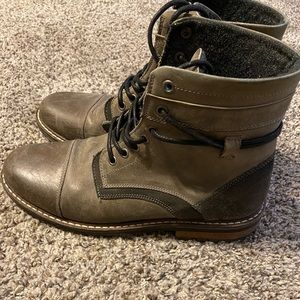 Size 10 outpost boots